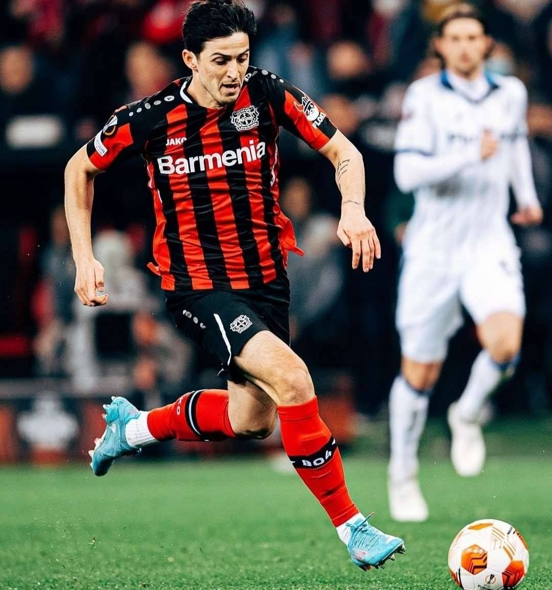 窗口期欧联传出新动向，多特蒙德更衣室发声，管理层表态：引发热议，团队化学反应显著的简单介绍