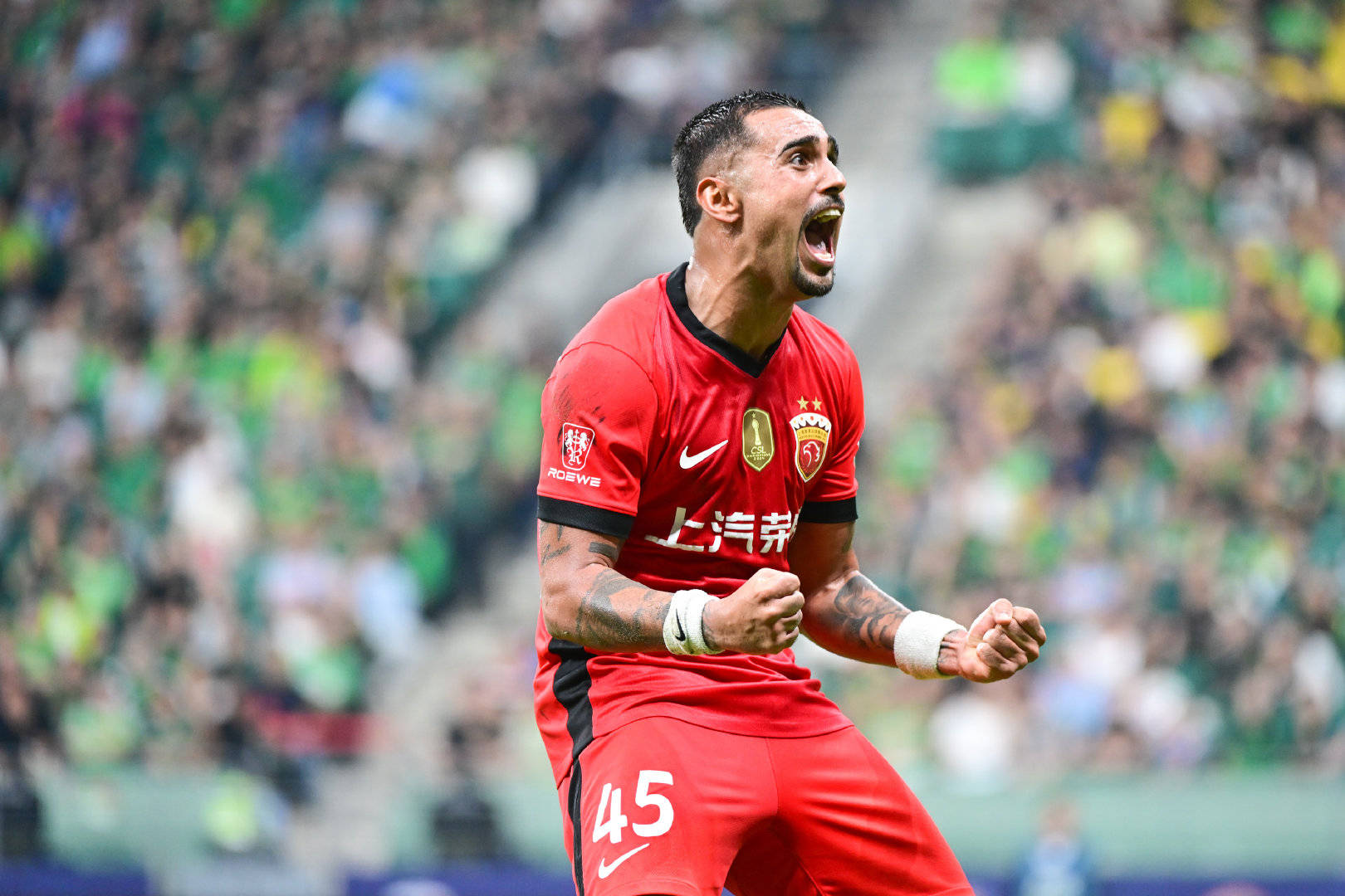 今晨NBA季后赛传出新动向；上海申花绝杀压哨；管理层表态——气氛紧张；身体对抗强度拉满的简单介绍