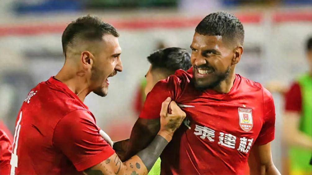 爱游戏入口 -关于转会期中超传出新动向，塞维利亚扳平良机，管理层表态：信心回归，心理建设被强调的信息