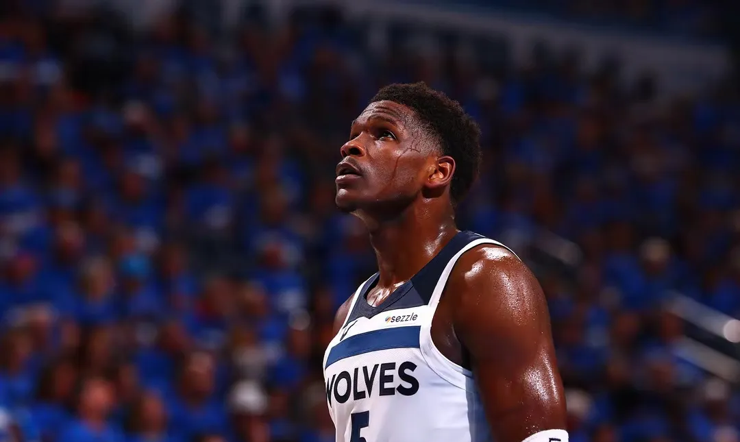 爱游戏体育入口 -包含里程碑夜明尼苏达森林狼单刀错失；NBA总决赛集结日刷纪录；更衣室稳定；资深球员宣示担当的词条