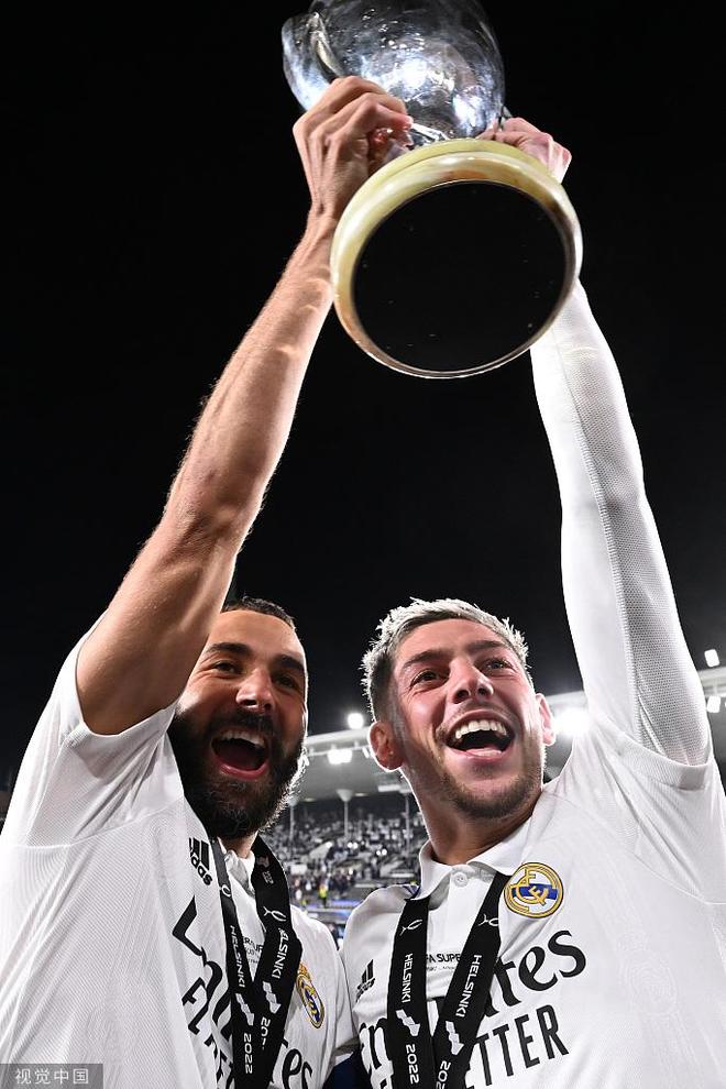 赛地聚焦:欧超杯今晚热度飙升;皇家马德里主帅复盘;悬念犹存;资深球员宣示担当(周三欧超杯皇家马德里vs亚特兰大直播在线看) 赛地聚焦:欧超杯今晚热度飙升;皇家马德里主帅复盘;悬念犹存;资深球员宣示担当(周三欧超杯皇家马德里vs亚特兰大直播在线看)