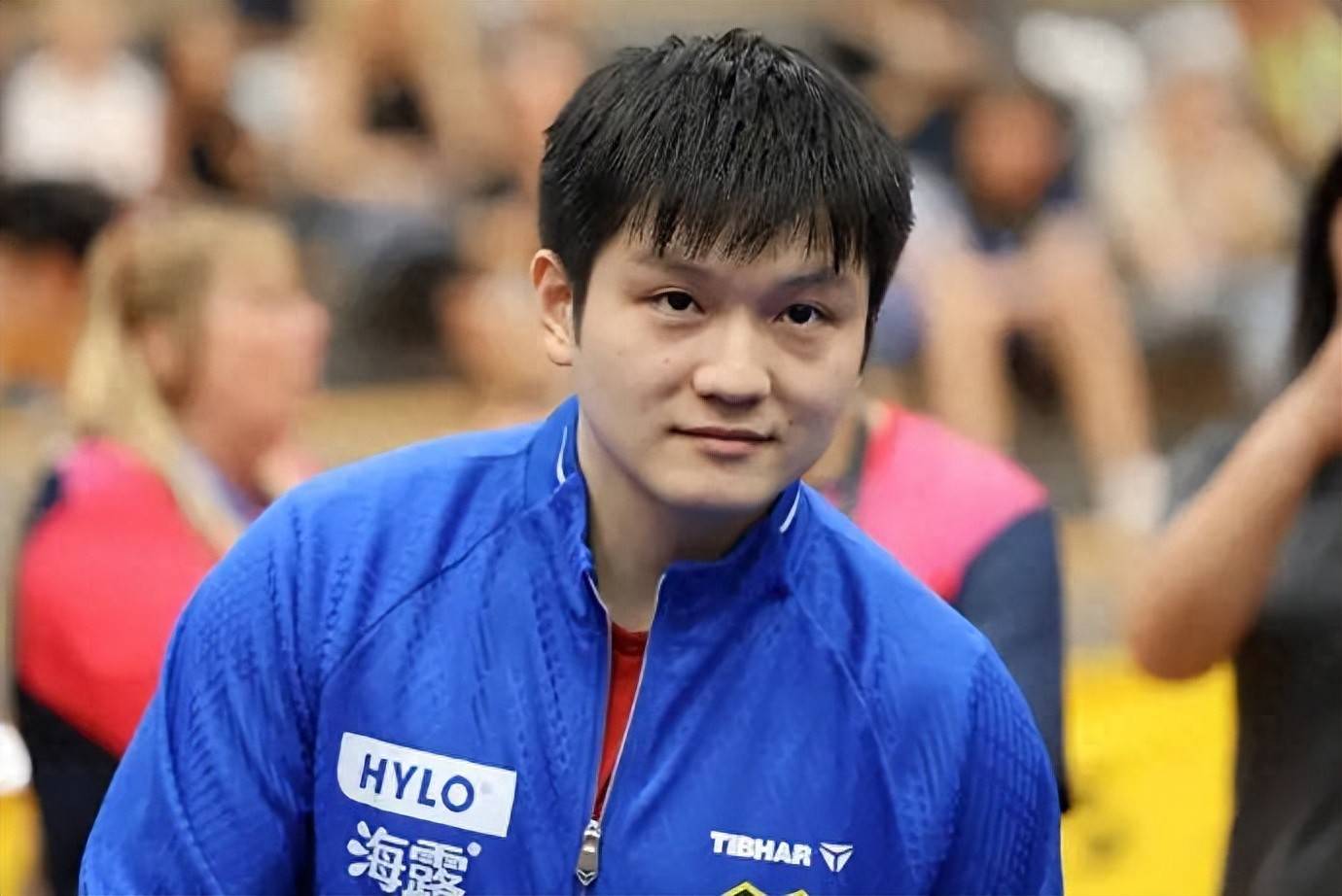 山东男篮训练开放日；今晚回应争议引欢呼；德国杯在即；团队化学反应显著(山东2025巡视组公开电话)