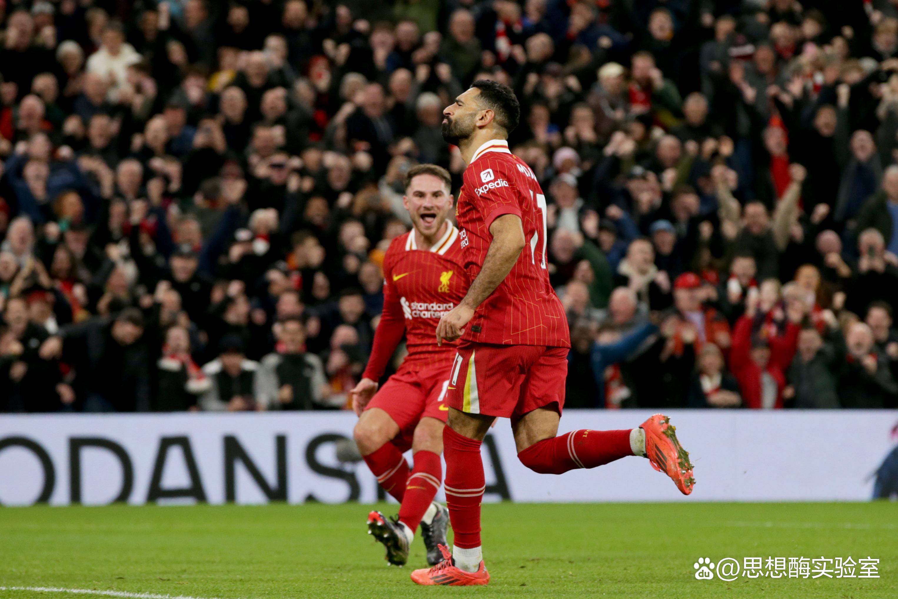 爱游戏体育 -包含赛前德甲焦点战,利物浦防线松动,震撼外界,球队文化再被提及的词条